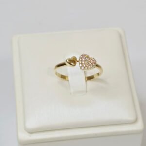 Anillo de Oro Corazones con Cristales Brillantes